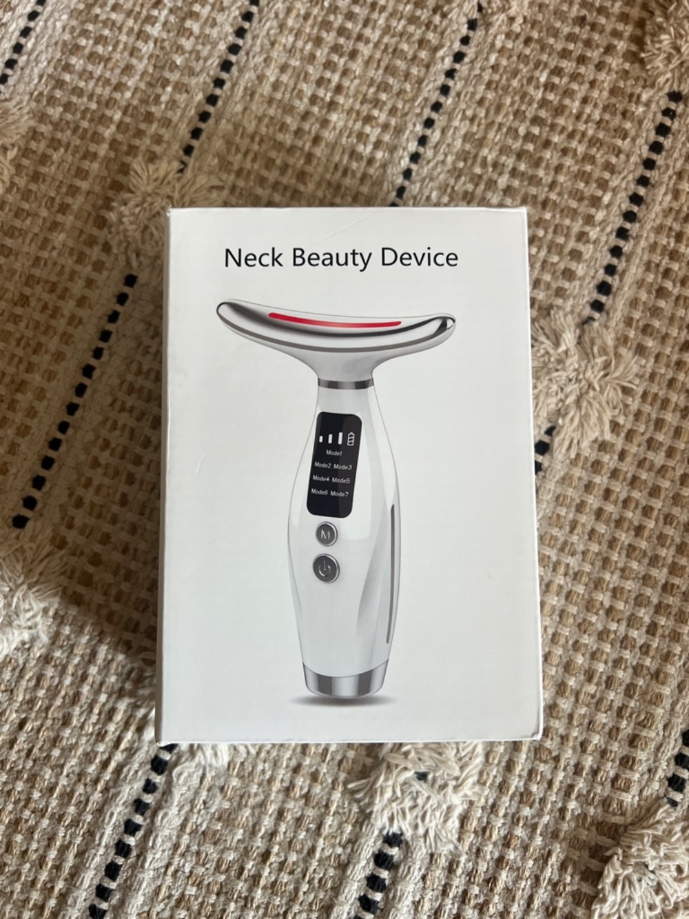 NWT - Neck Beauty Device - Red Light Therapy